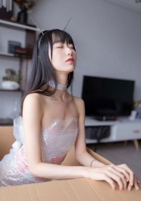 扒开美女狂揉下部